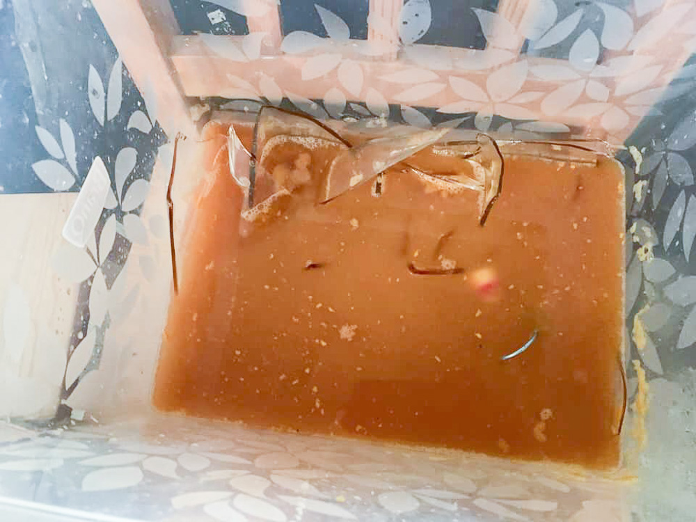 Vybuchlé sklo při fermentaci